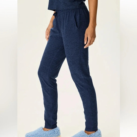 OUTDOOR VOICES Cloudknit Sweatpants Loungewear Heater Navy Blue - Picture 2 of 8